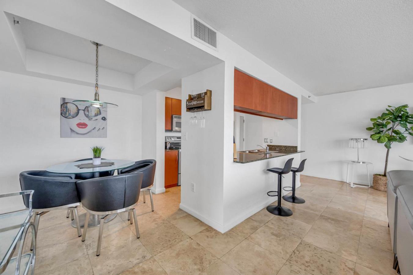 Appartamento *luxurious Highrise 2brcondo Brickell- Waterviews* Miami